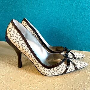 Guess high heel monogram size 9
